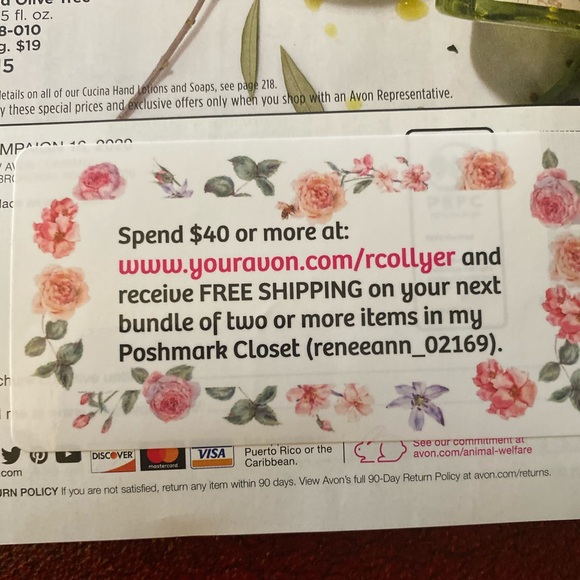 3 lip balms & star fruit/coconut body spray pack - Picture 6 of 6